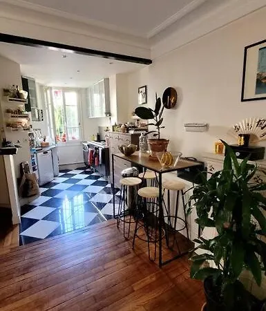 Cosy Parisian By The Buttes Chaumont Appartamento *